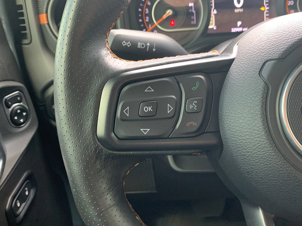 Used 2024 Jeep Gladiator Mojave w/ Convenience Group AWD/4WD image 12