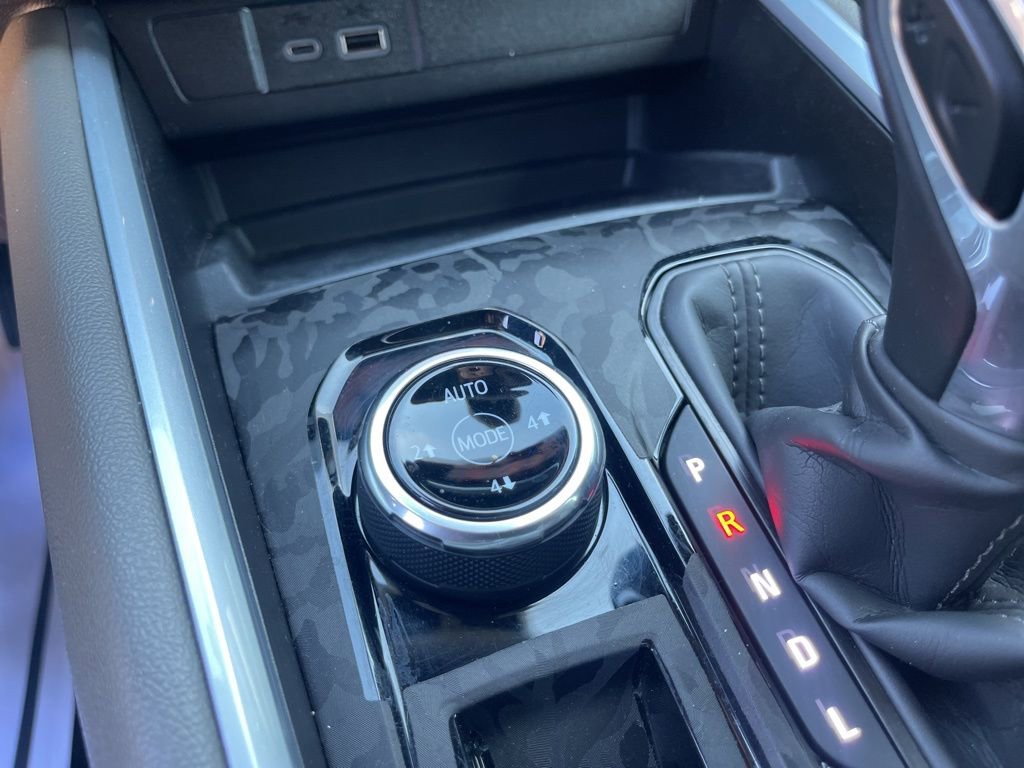 Certified 2025 Chevrolet Colorado ZR2 w/ Technology Package image 37