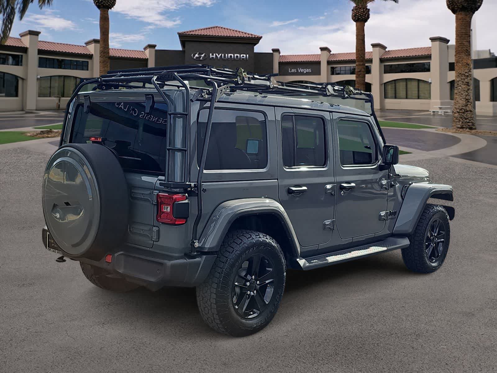 Used 2020 Jeep Wrangler Unlimited Sahara AWD/4WD image 8