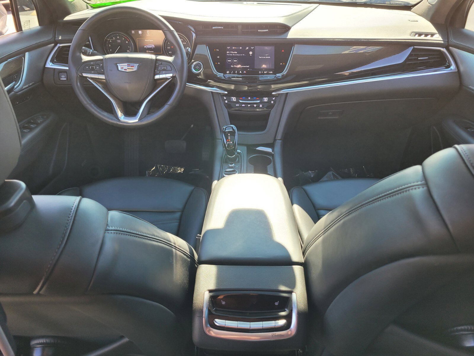 Used 2022 Cadillac XT6 Premium Luxury w/ Platinum Package image 14