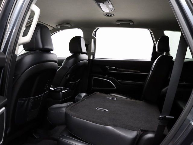 Used 2022 Kia Telluride LX image 13