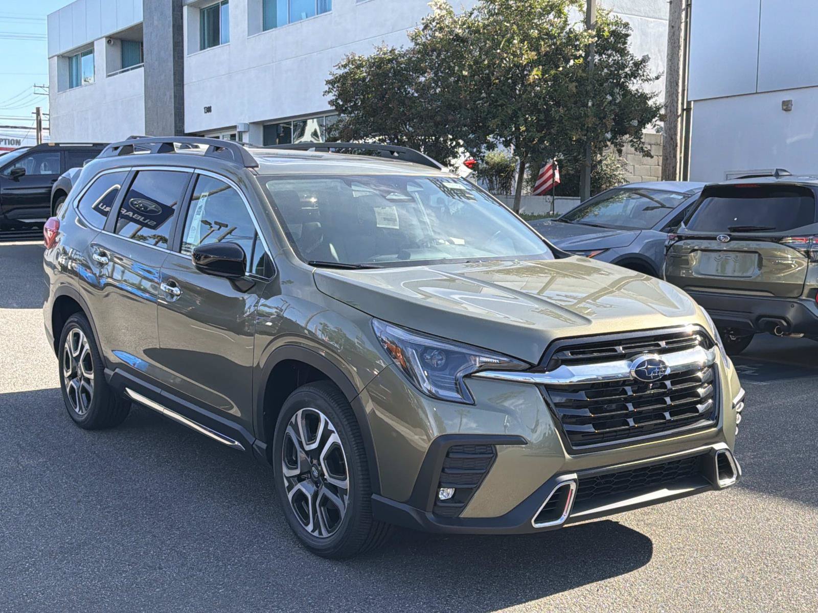 New 2026 Subaru Ascent Touring w/ Popular Package #2 AWD/4WD image 3
