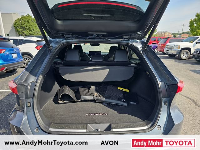 Used 2023 Toyota Venza XLE AWD/4WD image 12