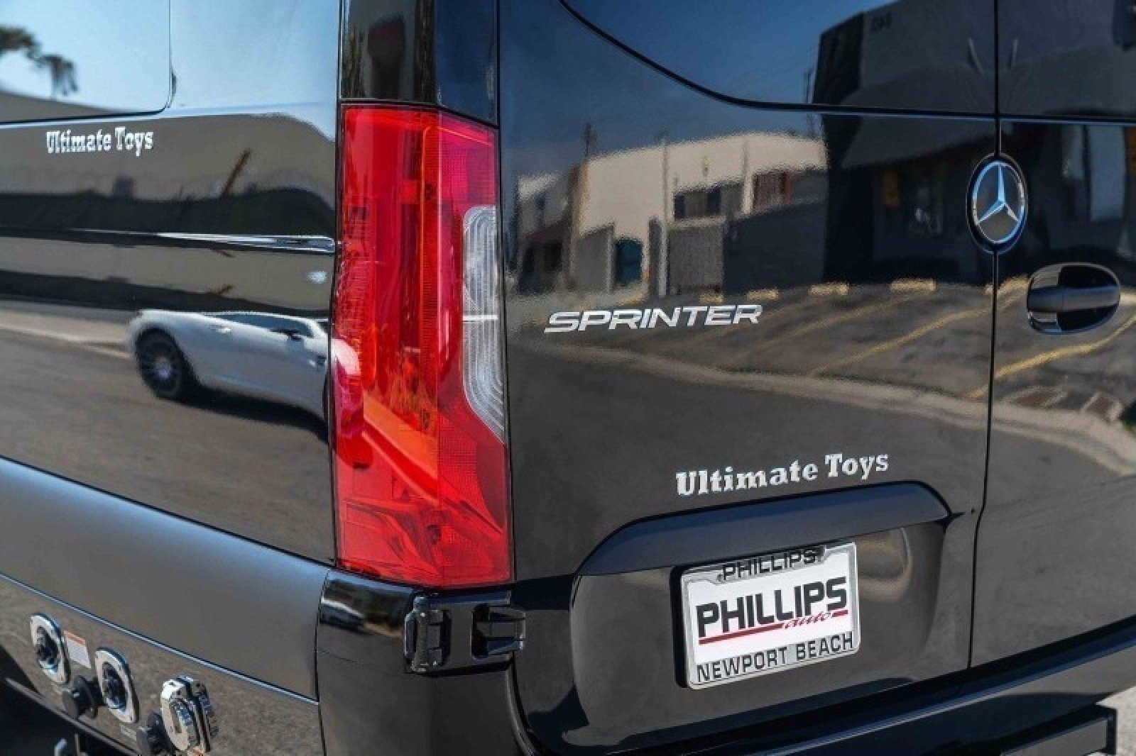 Used 2020 Mercedes-Benz Sprinter 3500 image 12