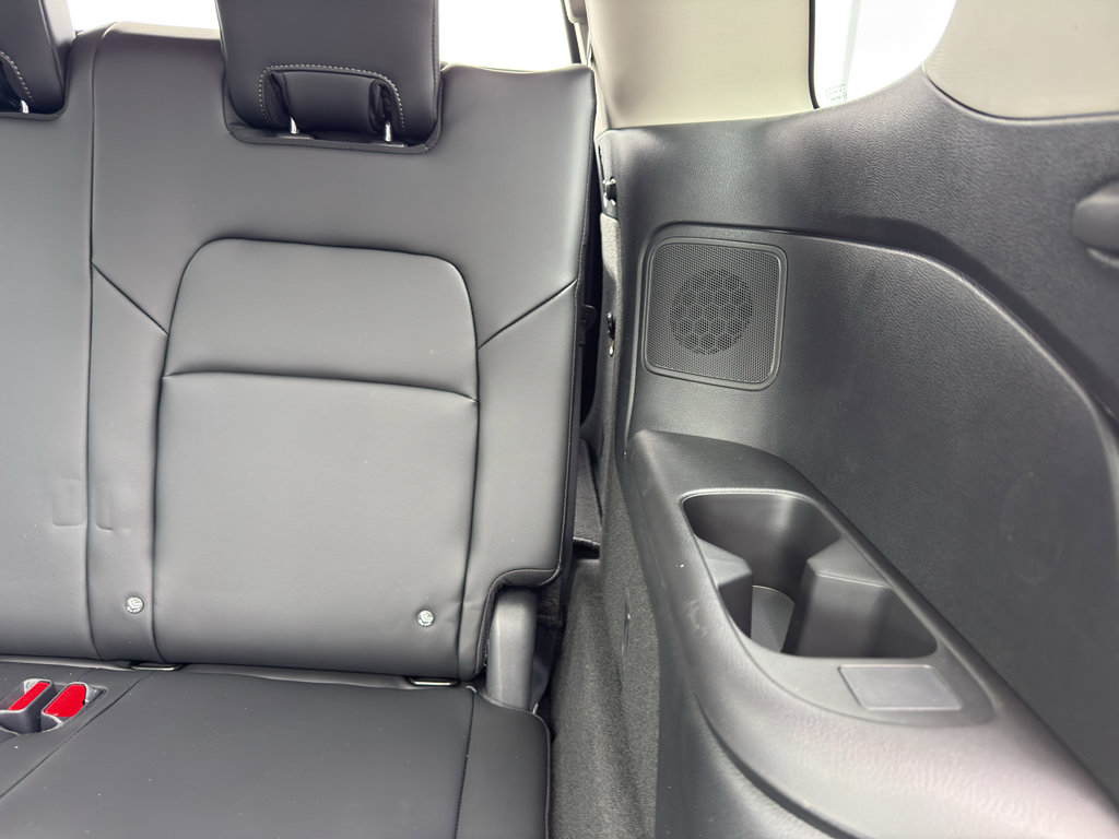 New 2026 Nissan Pathfinder SL image 37