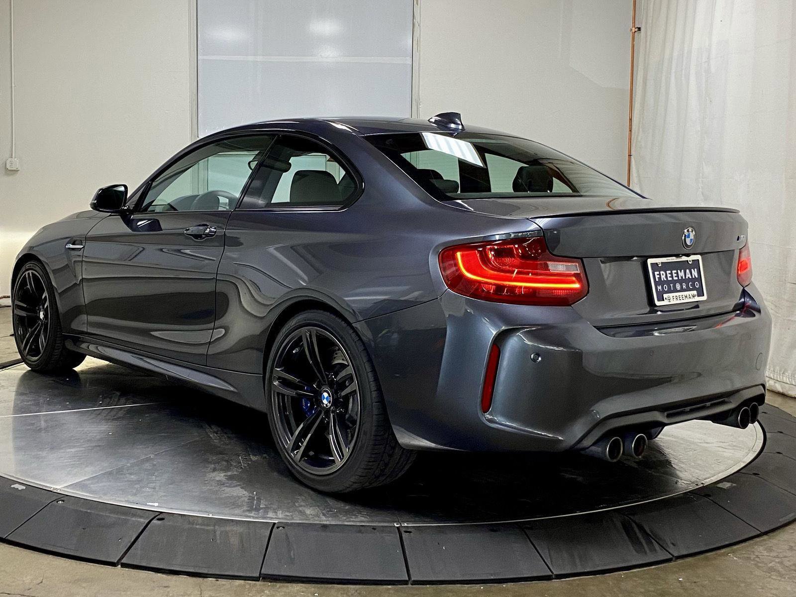 Used 2017 BMW M2 RWD image 7