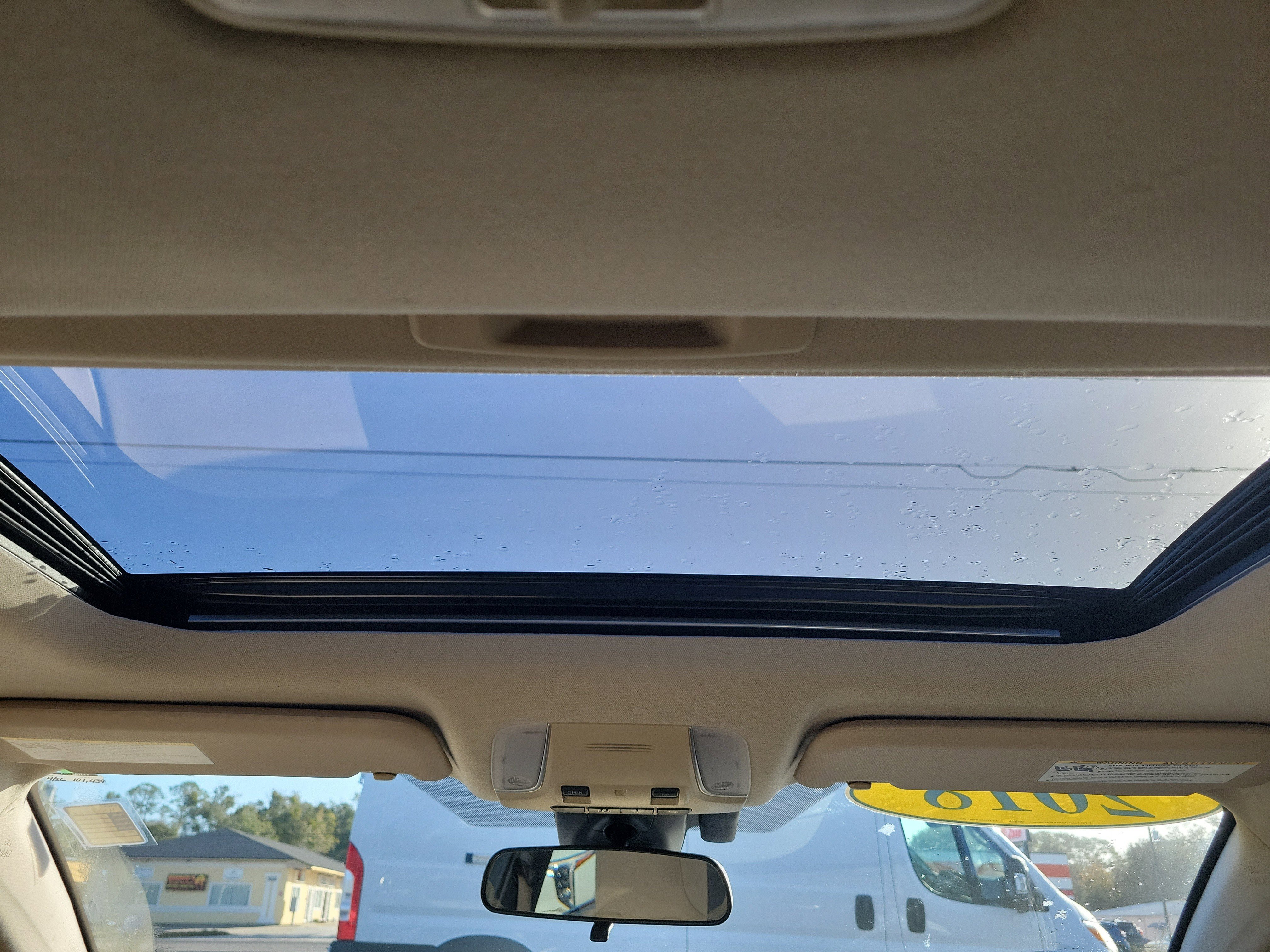 Used 2018 Toyota Prius Four image 18