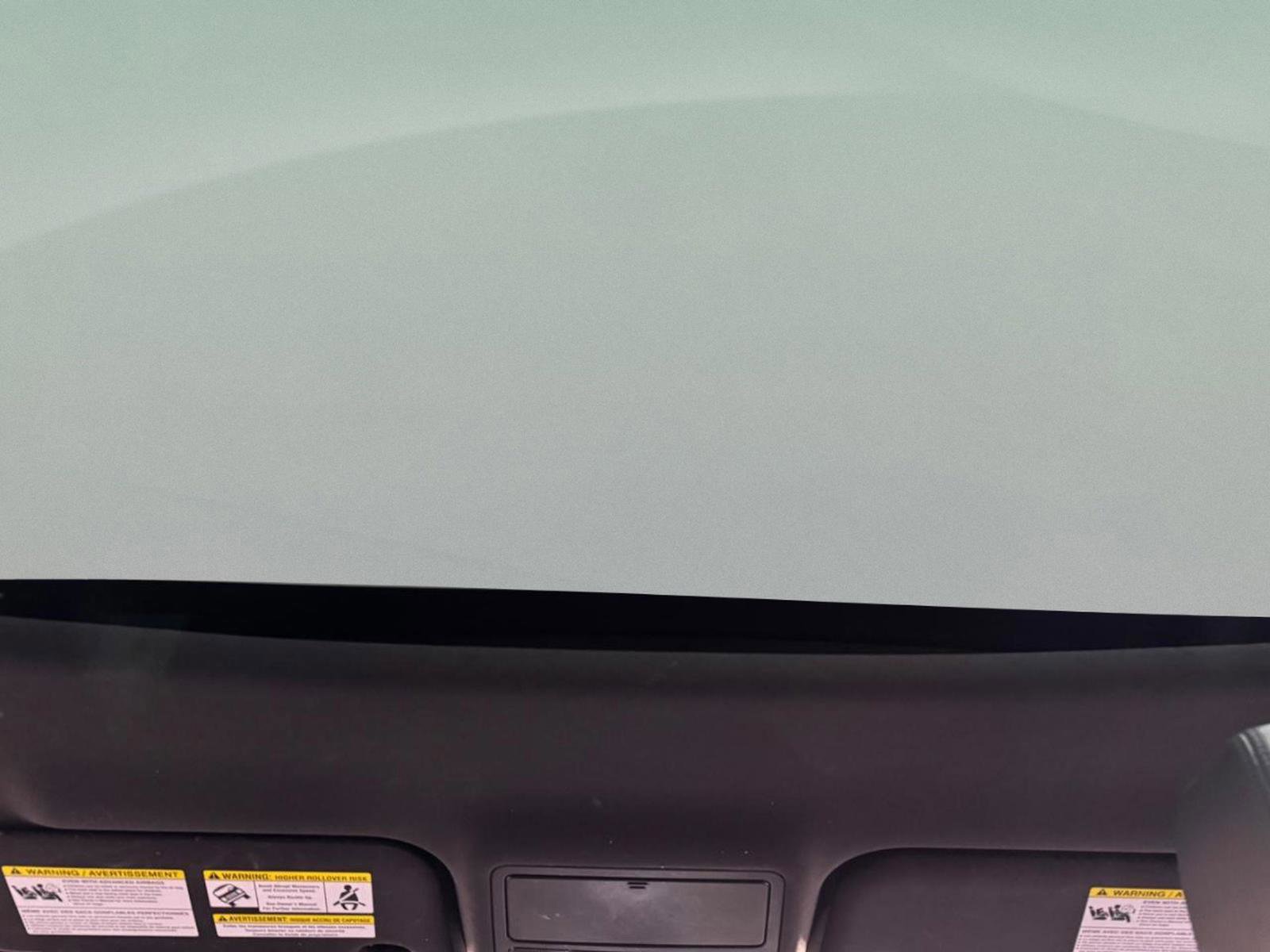 Used 2020 Land Rover Range Rover Evoque S image 11