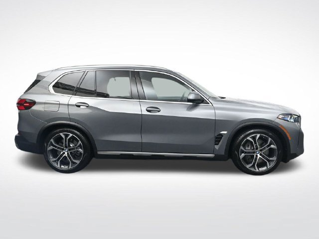 New 2026 BMW X5 xDrive50e AWD/4WD image 3