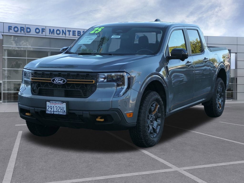 Used 2025 Ford Maverick Tremor image 9