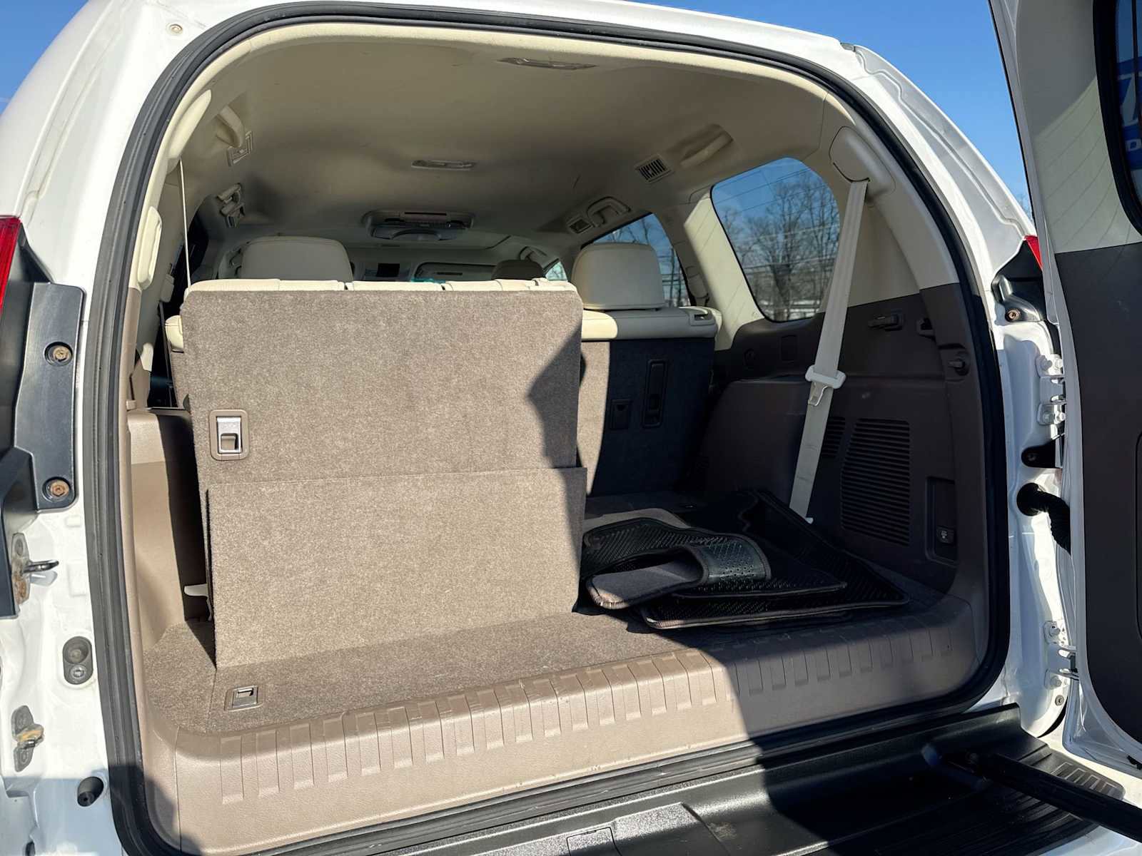 Used 2012 Lexus GX 460 image 33