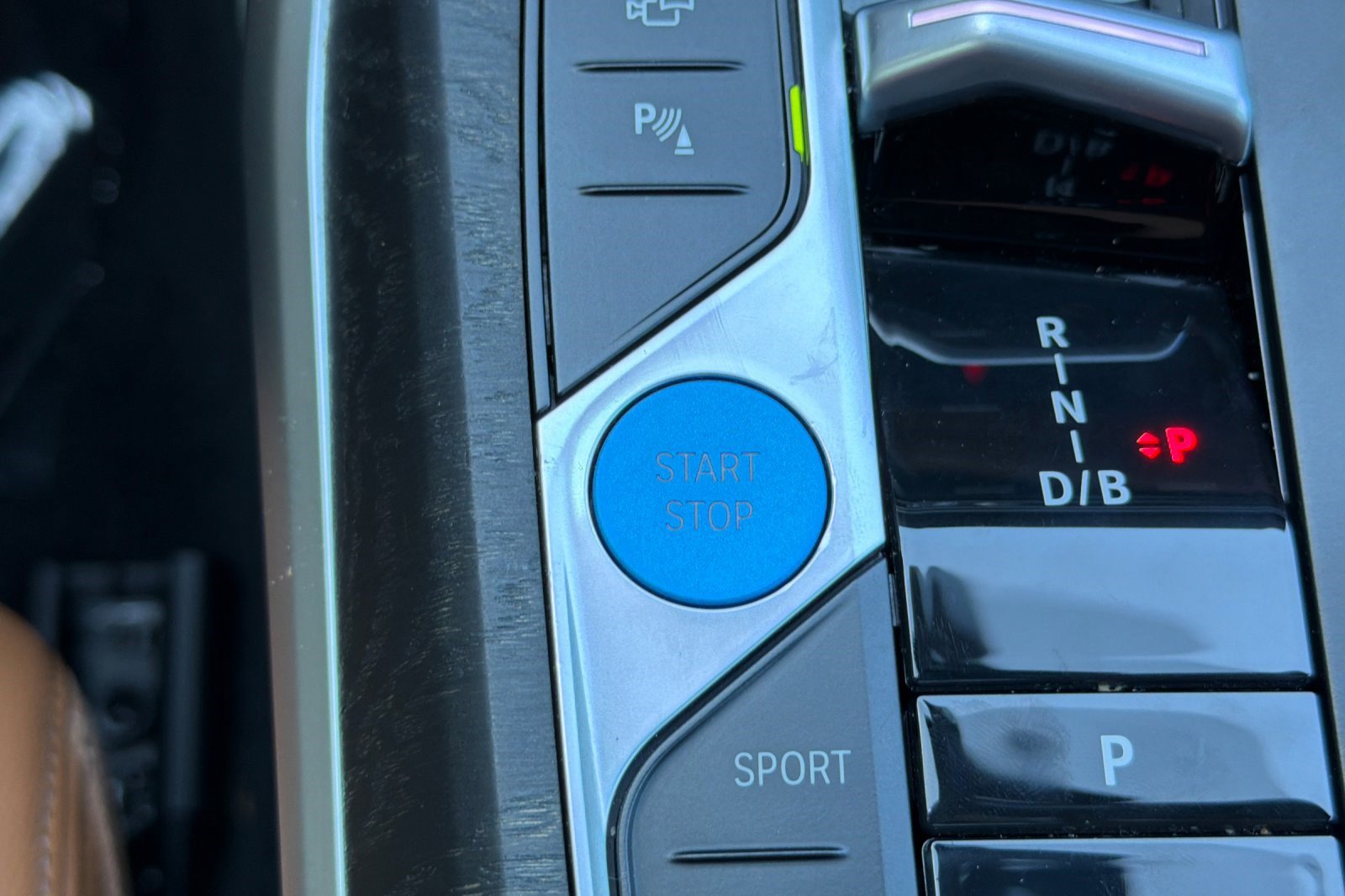Used 2023 BMW i4 eDrive35 w/ Premium Package RWD image 28