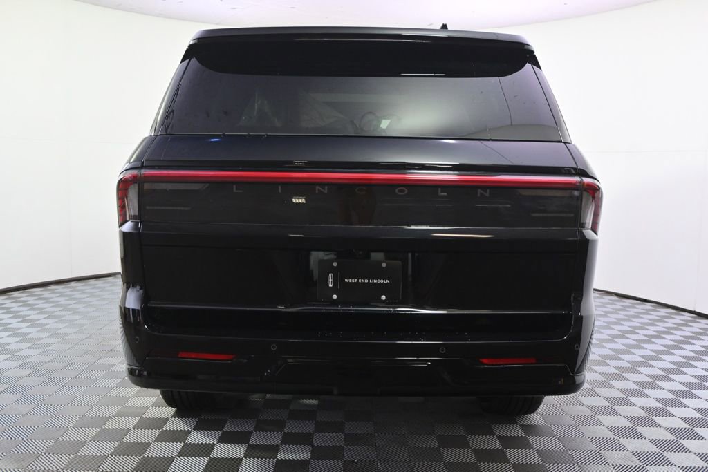 New 2026 Lincoln Navigator L Black Label AWD/4WD image 5