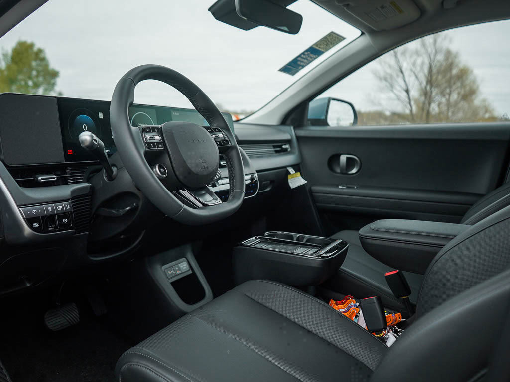 New 2026 Hyundai Ioniq 5 SEL image 18