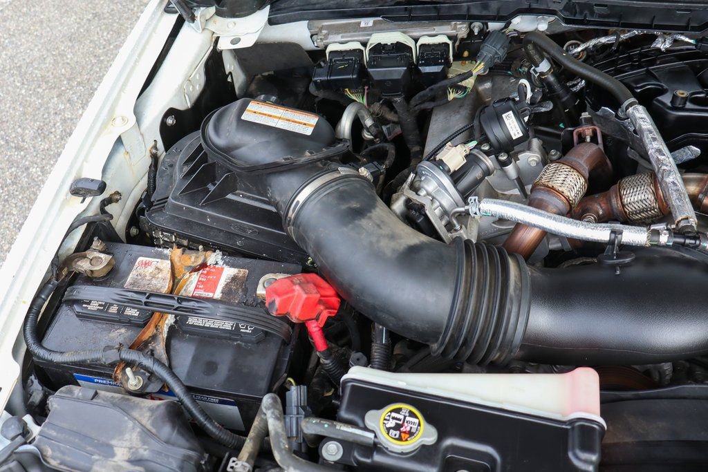 Used 2017 Ford F350 Lariat w/ Lariat Ultimate Package image 12