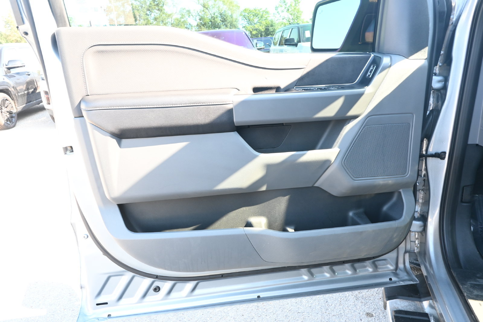 Used 2025 Ford F150 XLT w/ Equipment Group 301A Standard RWD image 8