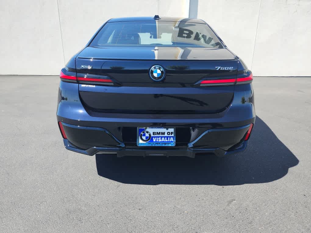 New 2026 BMW 750e xDrive w/ Executive Package AWD/4WD image 6