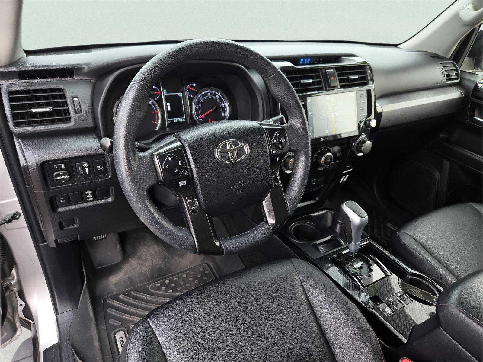 Used 2021 Toyota 4Runner TRD Off-Road Premium AWD/4WD image 24