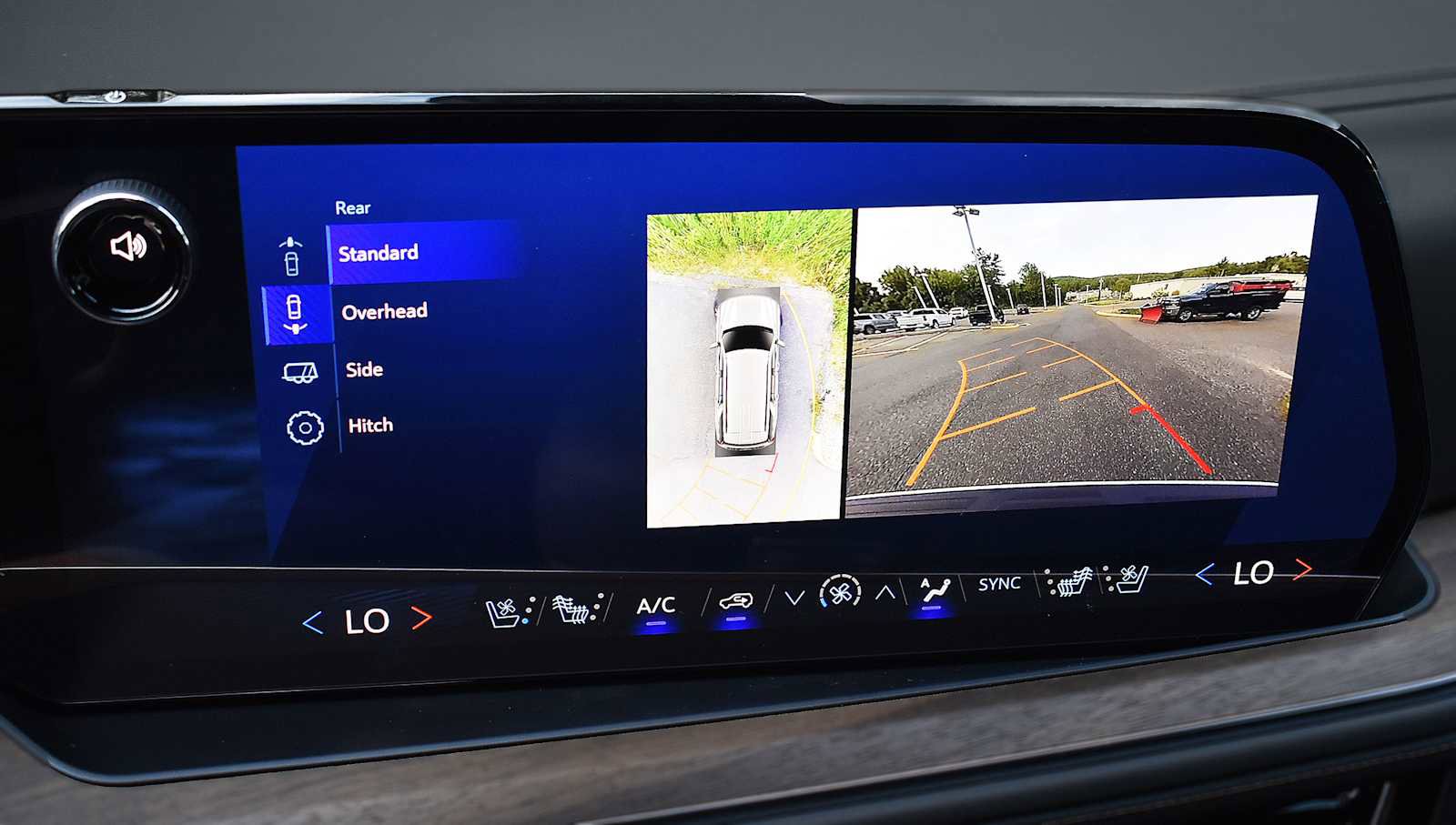 New 2025 Chevrolet Tahoe High Country w/ Sun And Tow Package image 22