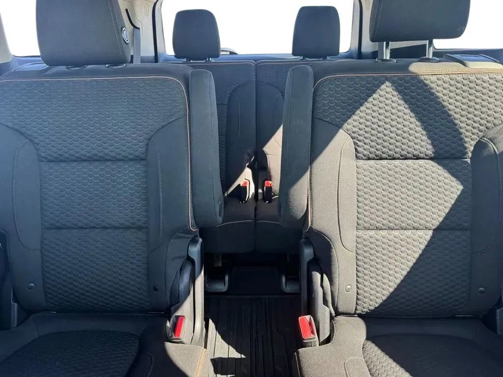 Used 2019 GMC Acadia SLE w/ Driver Alert Package I image 18