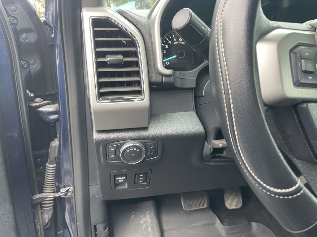 Used 2020 Ford F150 Lariat w/ FX4 Off-Road Package image 30