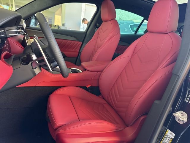 New 2025 Maserati Grecale Modena image 14