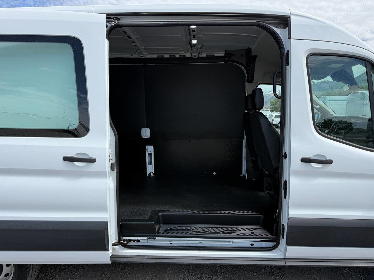 Used 2020 Ford Transit 250 Medium Roof w/ Load Area Protection Package RWD image 24