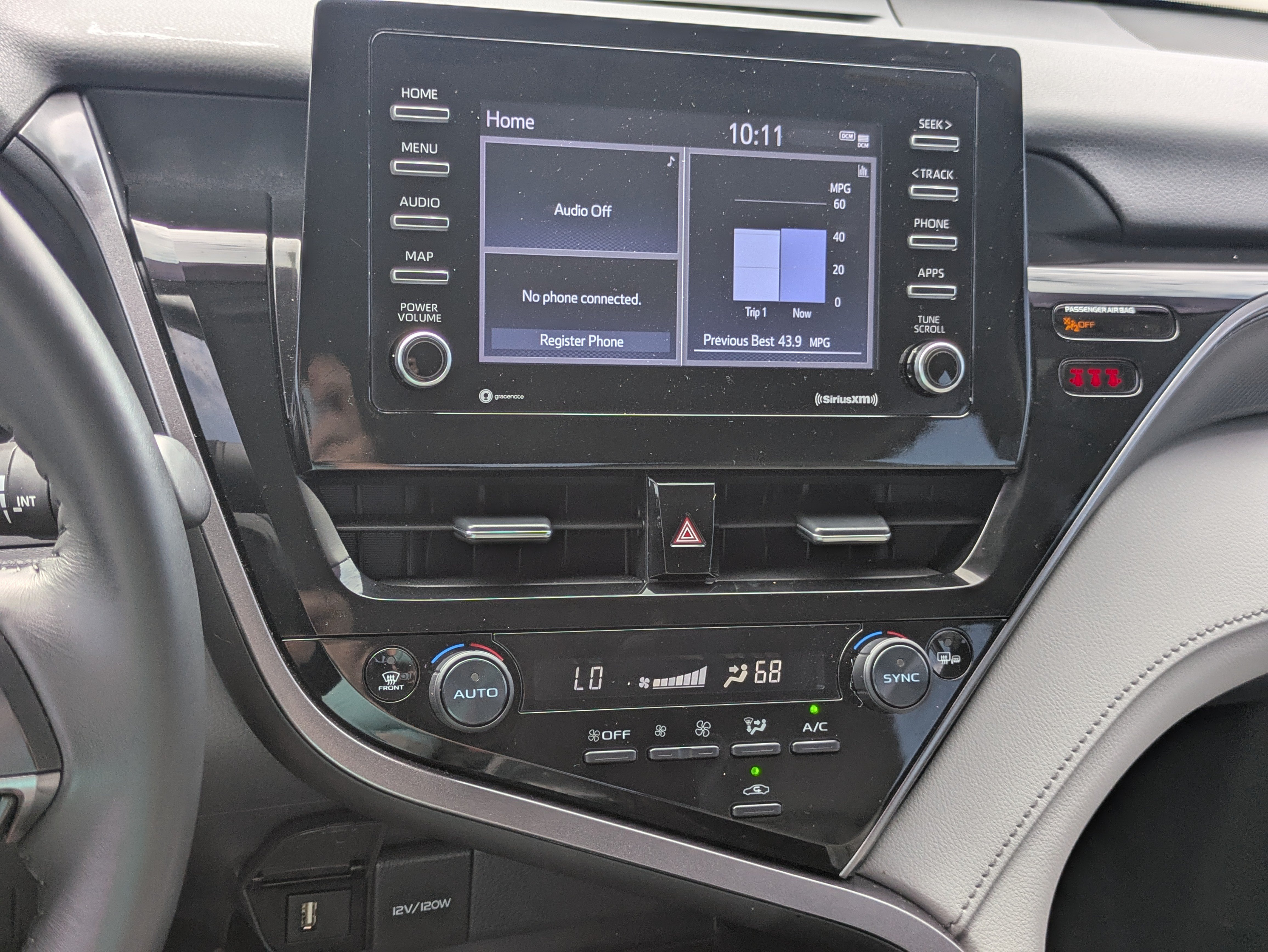 Certified 2023 Toyota Camry SE FWD image 16