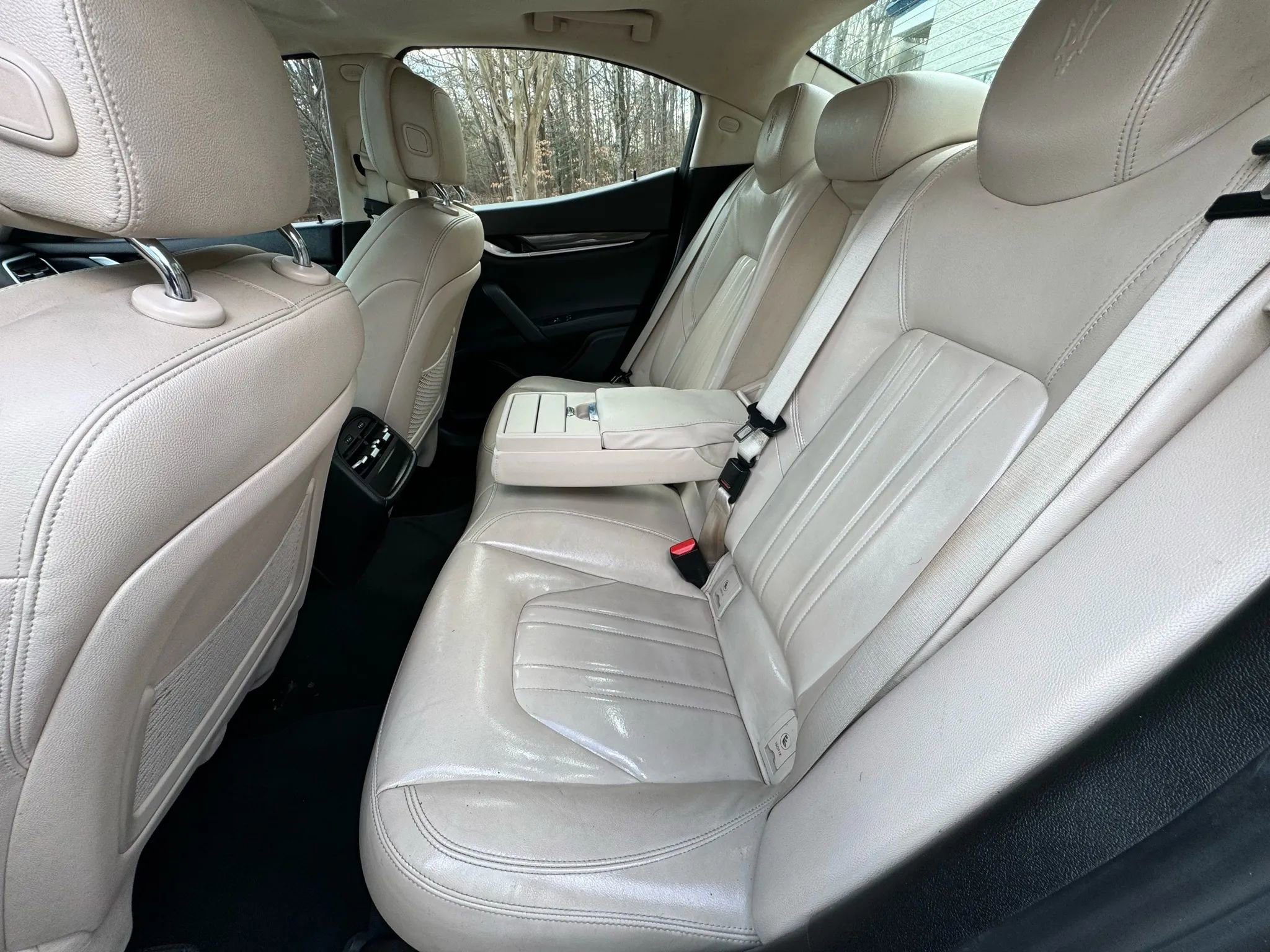 Used 2015 Maserati Ghibli image 17