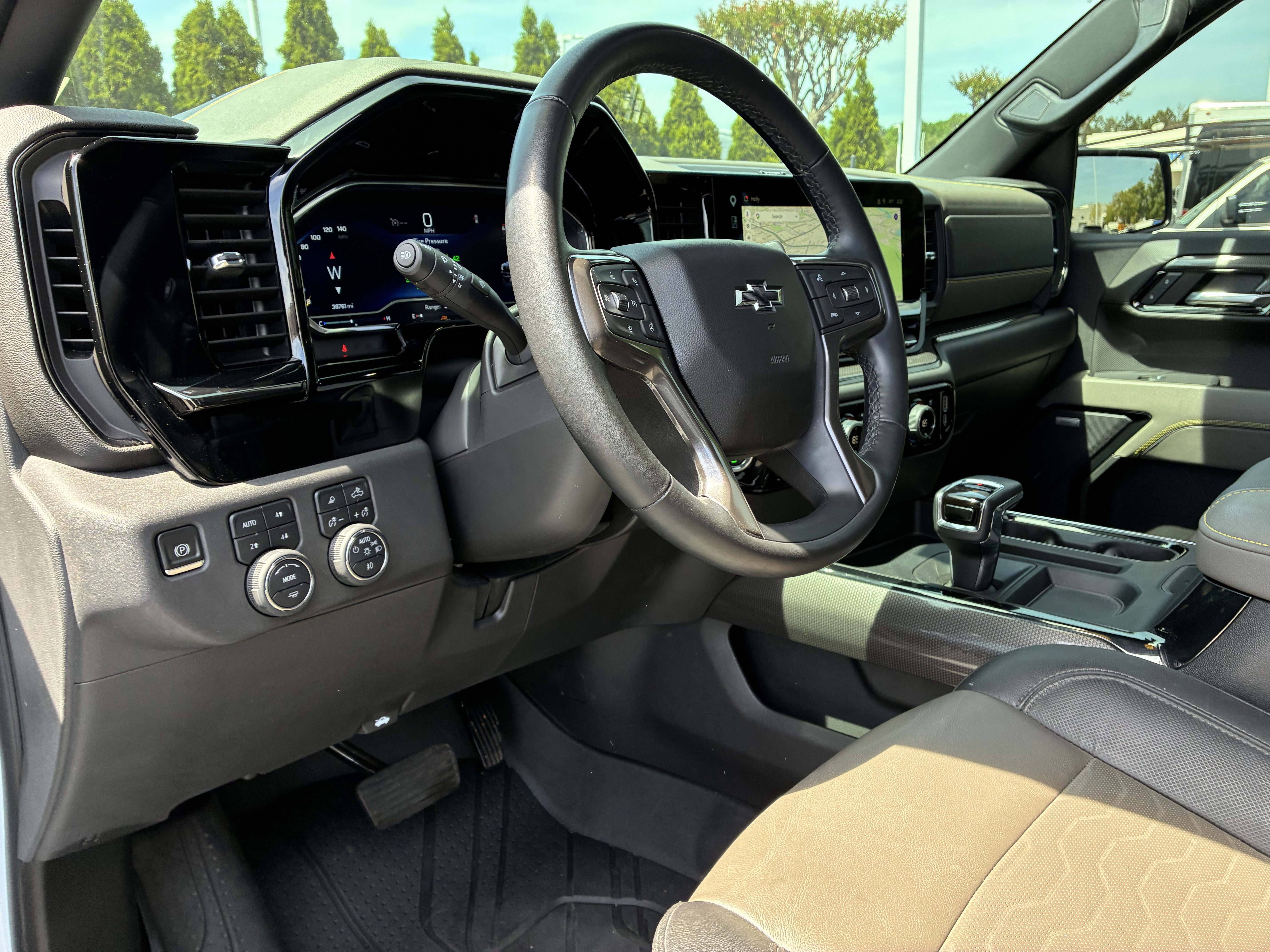 Used 2023 Chevrolet Silverado 1500 ZR2 AWD/4WD image 24