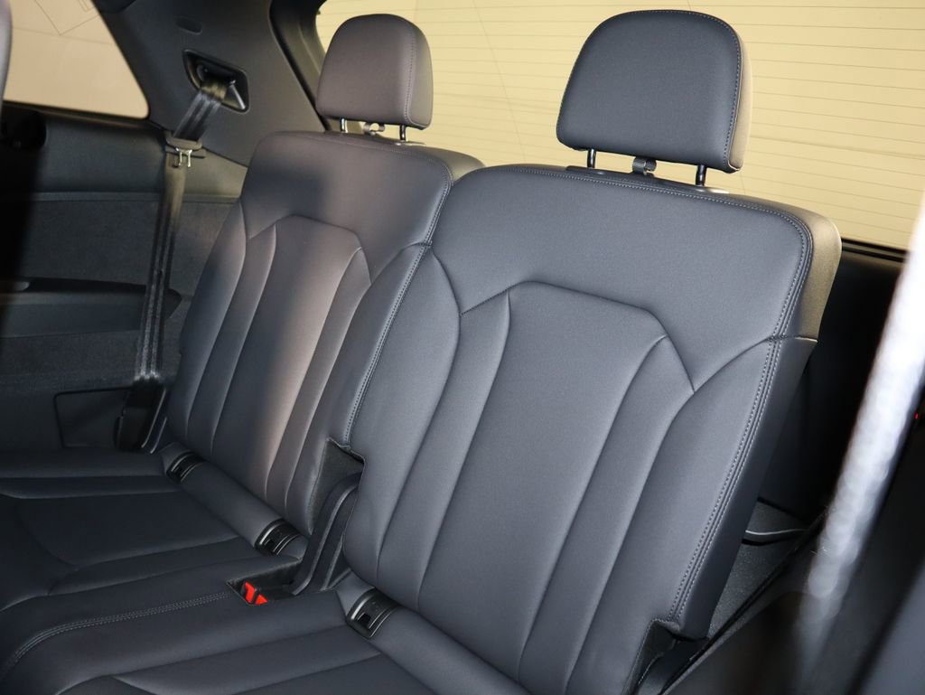 Used 2026 Audi Q7 3.0T Premium Plus w/ Premium Plus Package image 25