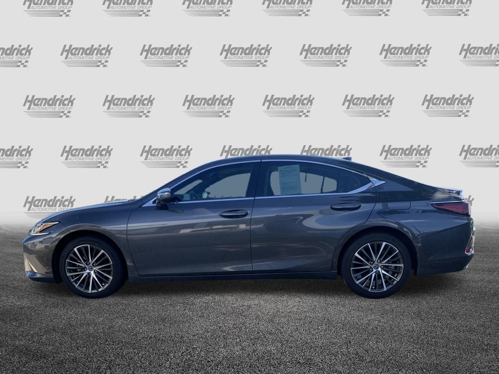 Used 2025 Lexus ES 350 w/ Premium Package FWD image 7