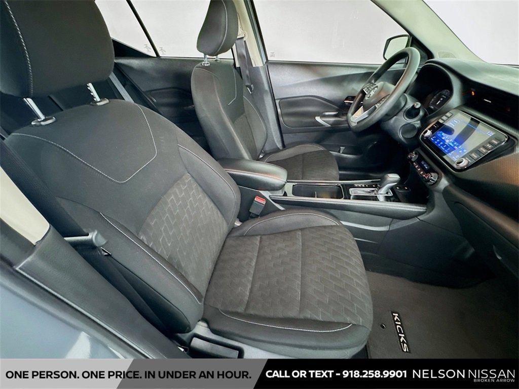 Used 2021 Nissan Kicks SV image 24