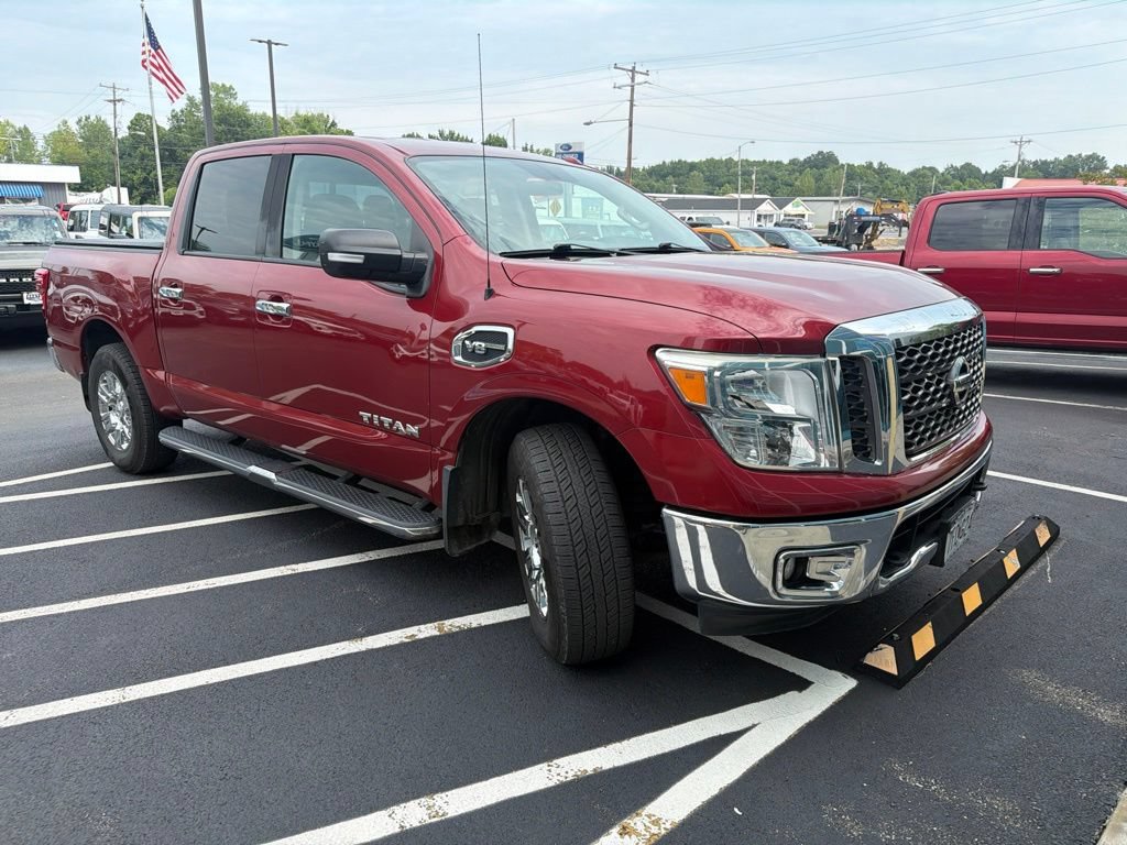 Used 2017 Nissan Titan SV AWD/4WD image 2