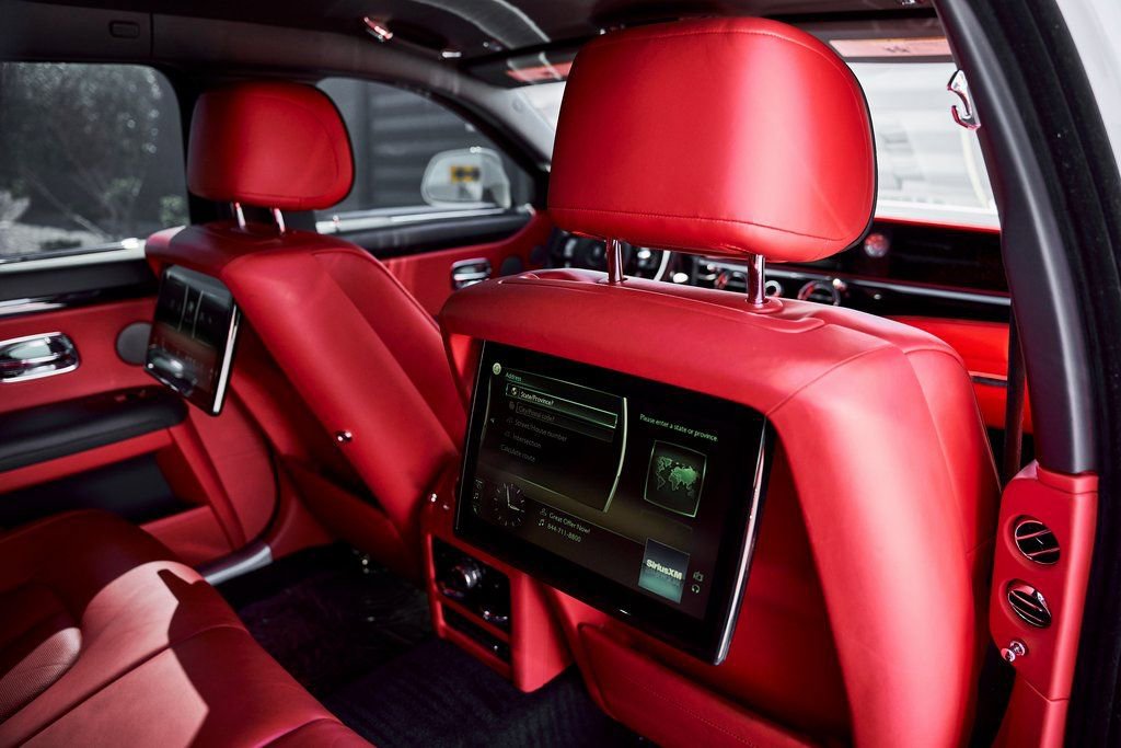 Used 2022 Rolls-Royce Ghost w/ Ghost Package AWD/4WD image 46