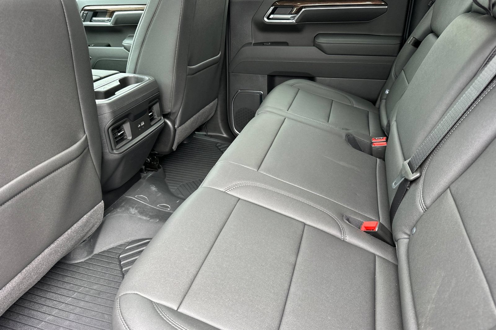 New 2026 Chevrolet Silverado 1500 LT Trail Boss w/ Safety Package AWD/4WD image 11
