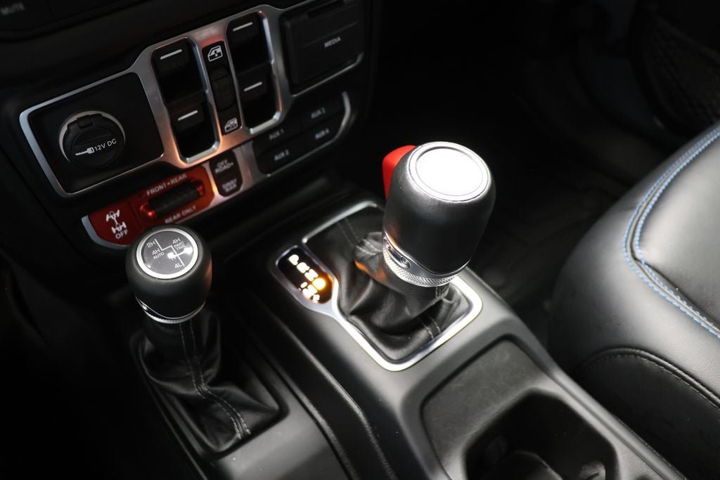 Used 2024 Jeep Wrangler Unlimited Rubicon 4xe image 27