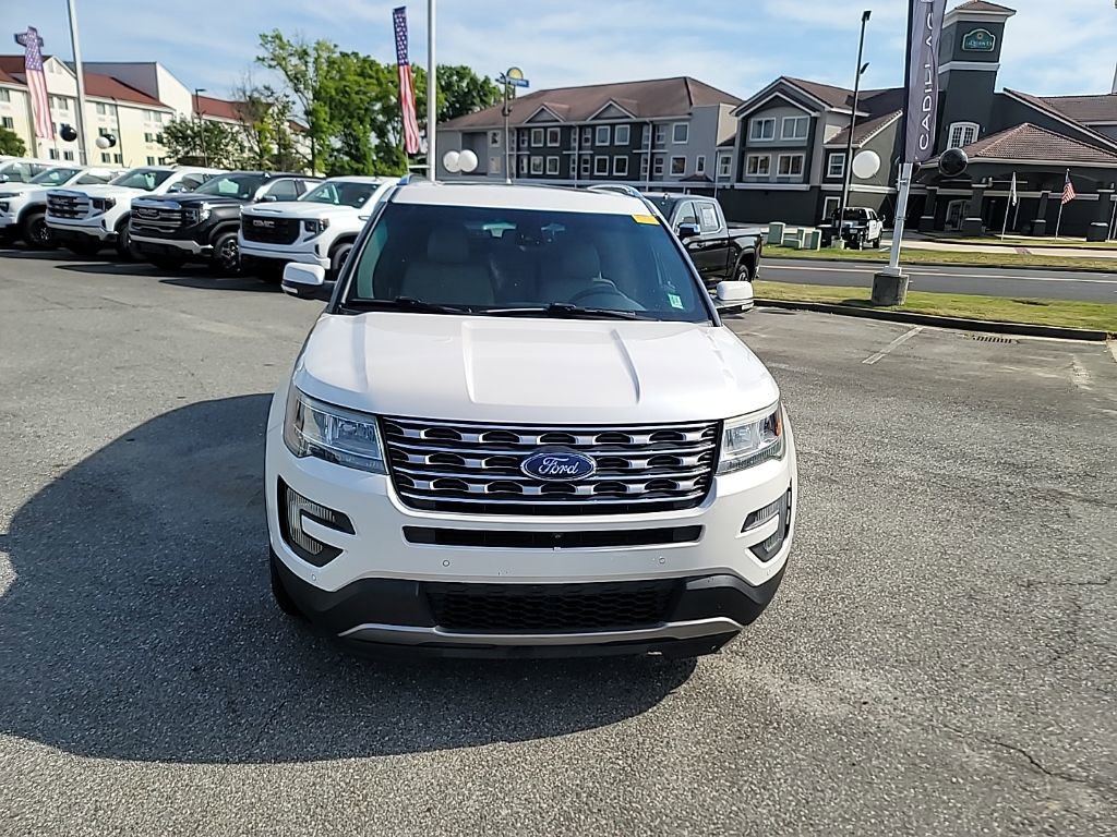 Used 2016 Ford Explorer Limited w/ Equipment Group 301A image 2