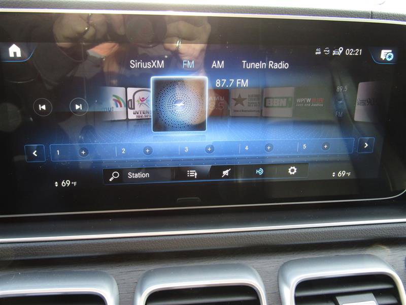 Used 2021 Mercedes-Benz GLS 450 4MATIC image 22