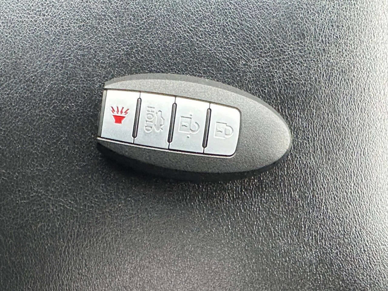 Used 2015 INFINITI QX60 Base AWD 4dr SUV w/ Premium Plus Package image 35