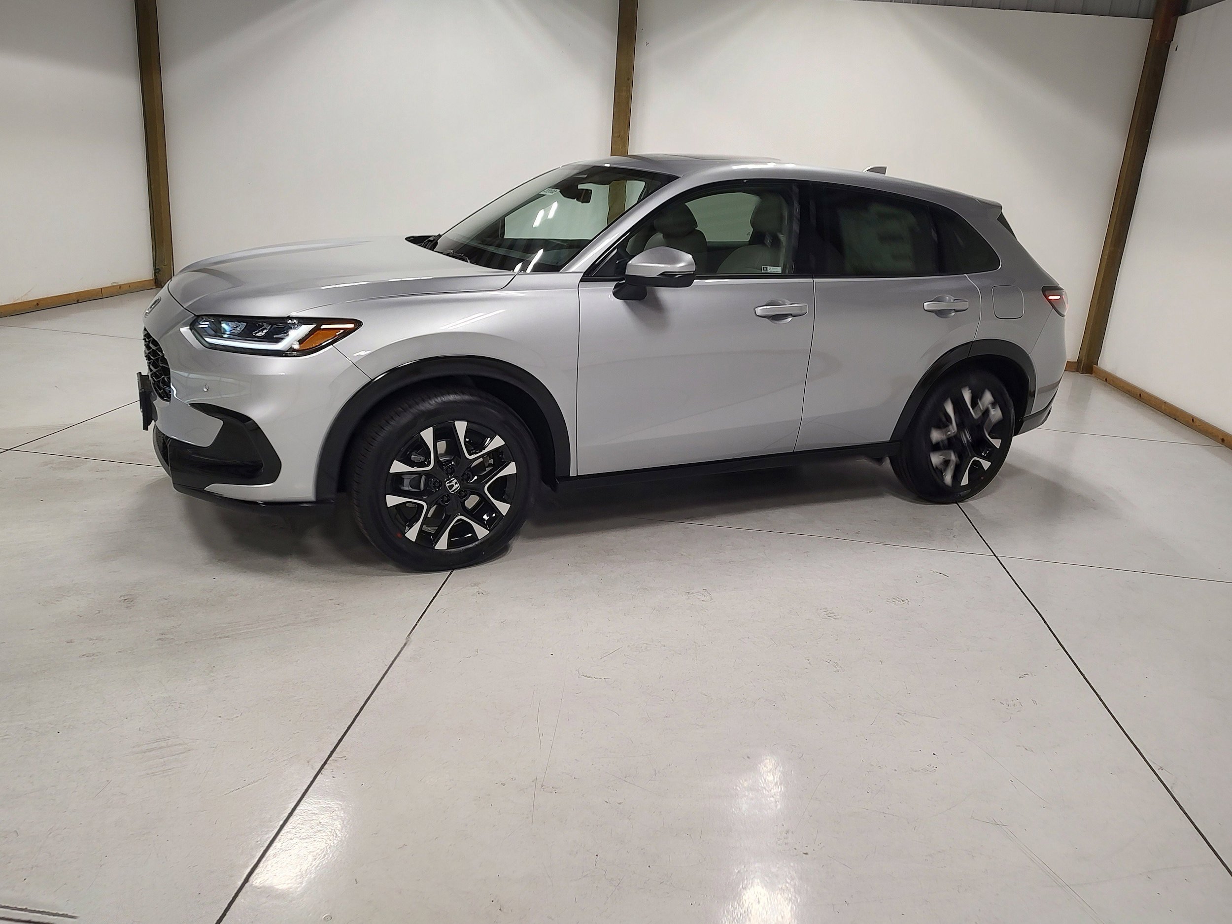 New 2026 Honda HR-V EX-L image 4