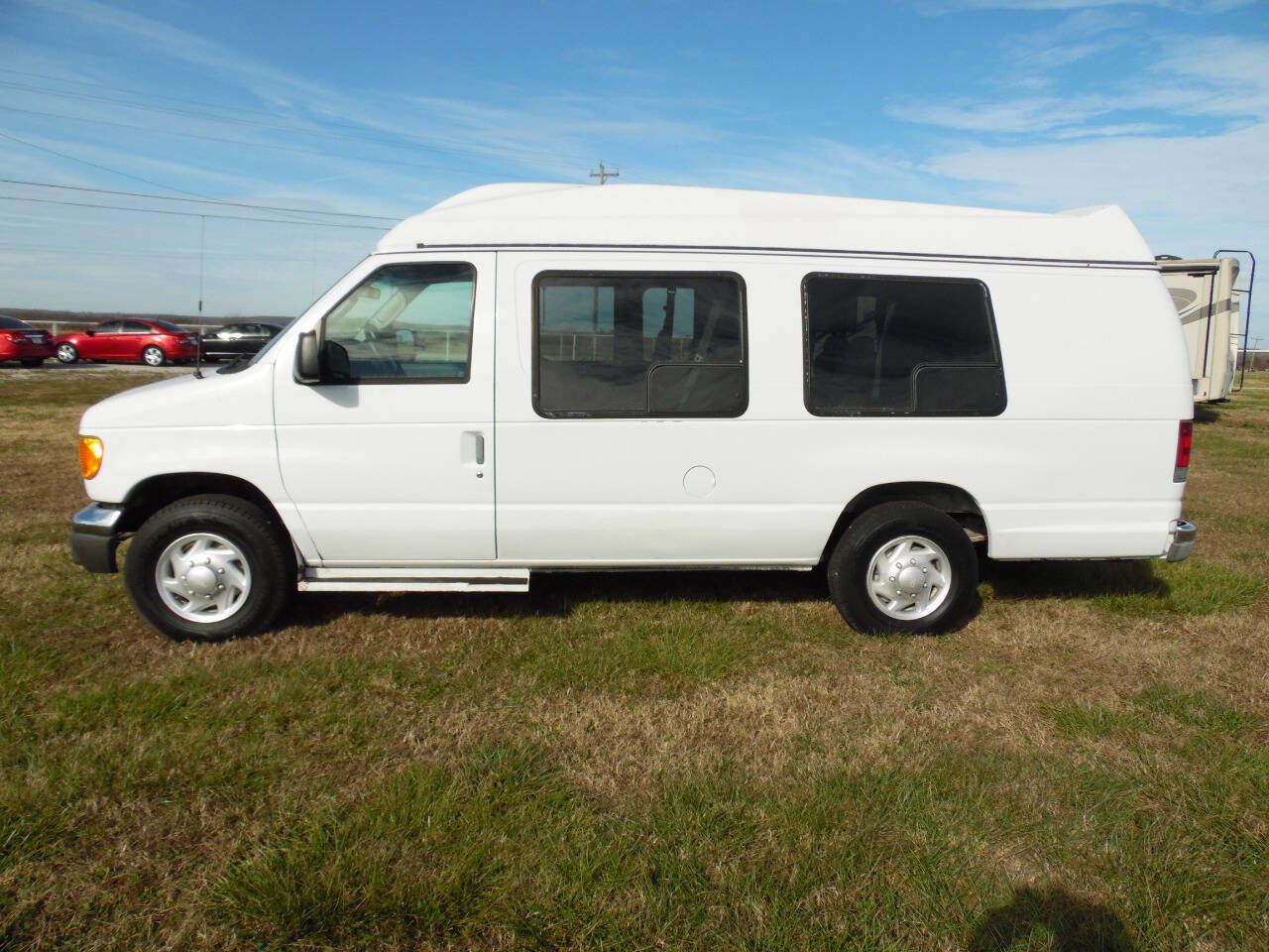 Used 2004 Ford E-250 and Econoline 250 Extended image 10