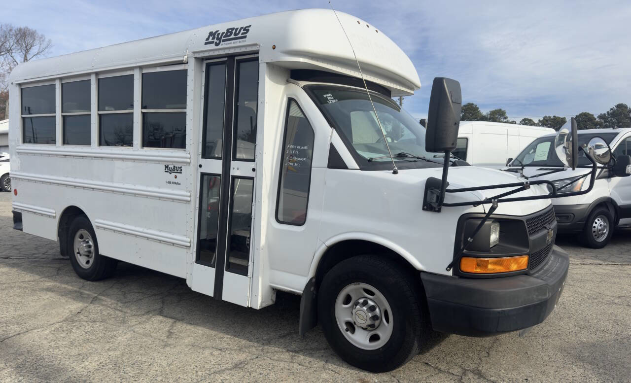 Used 2012 Chevrolet Express 3500 w/ School Bus Package image 3