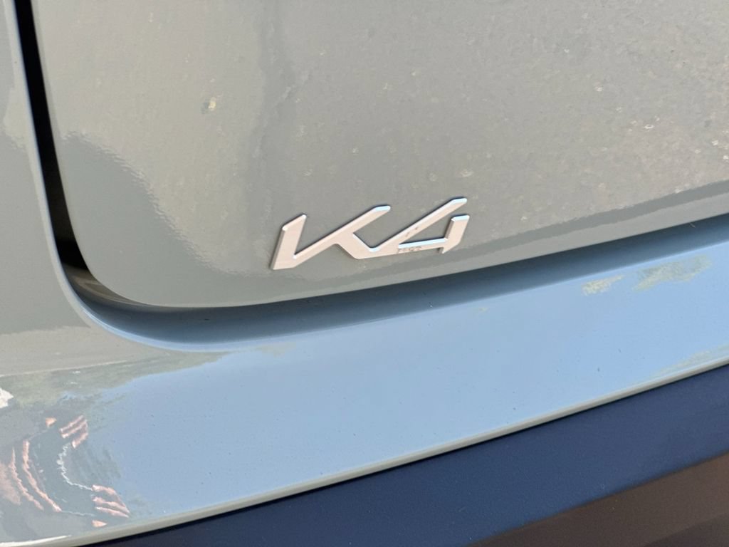Used 2025 Kia K4 FWD image 36