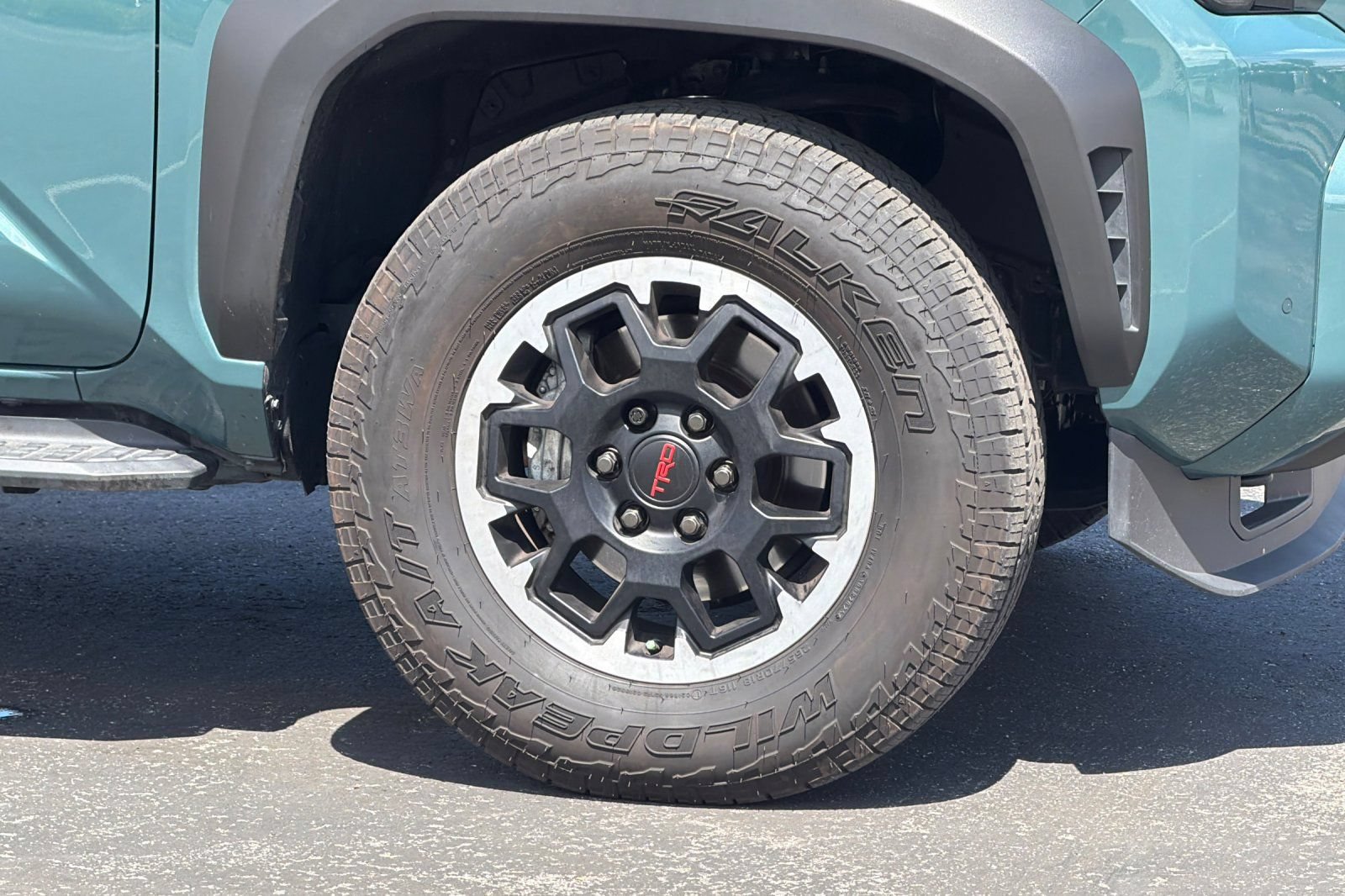 Used 2025 Toyota 4Runner TRD Off-Road Premium AWD/4WD image 38