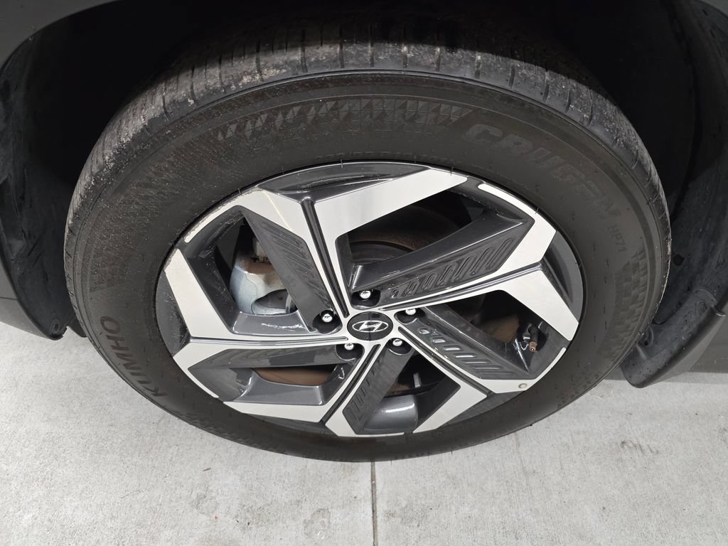Used 2024 Hyundai Tucson Limited FWD image 10