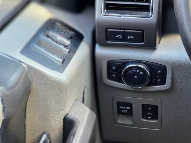 Used 2018 Ford F150 XLT w/ Equipment Group 302A Luxury AWD/4WD image 20