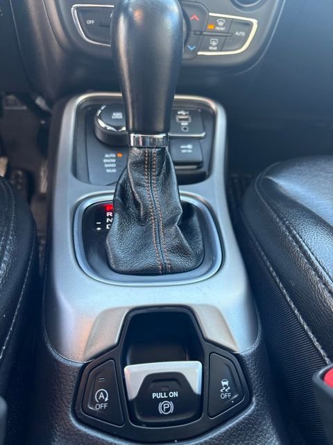 Used 2020 Jeep Compass Latitude w/ Cold Weather Group image 28