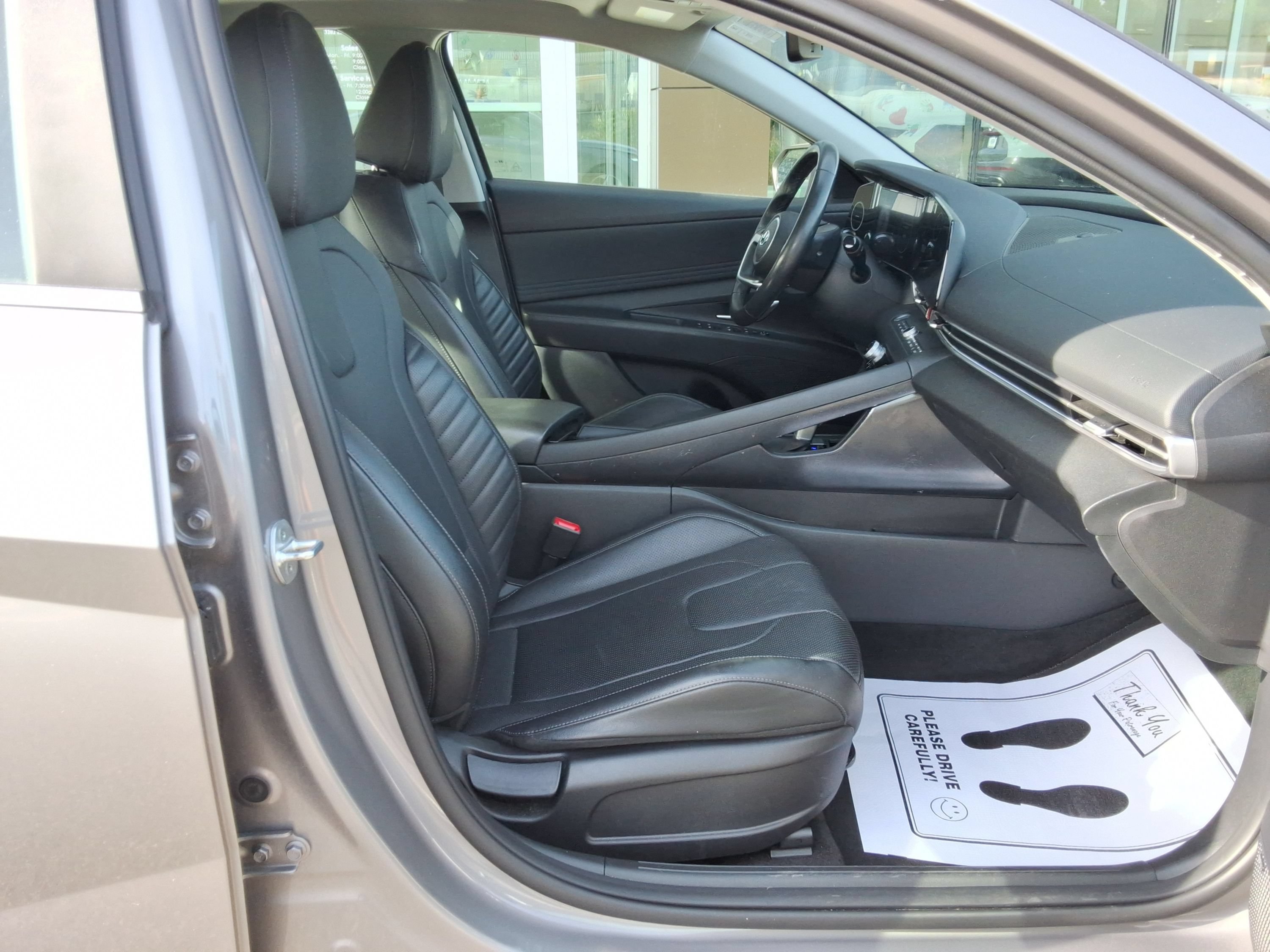 Used 2023 Hyundai Elantra Limited FWD image 24
