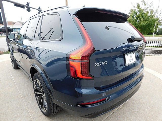 New 2026 Volvo XC90 B6 Ultra w/ Protection Package image 10